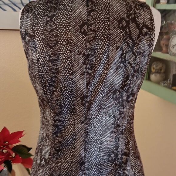 Trio New York Reptile Embossed Dress - Picture 7 of 11